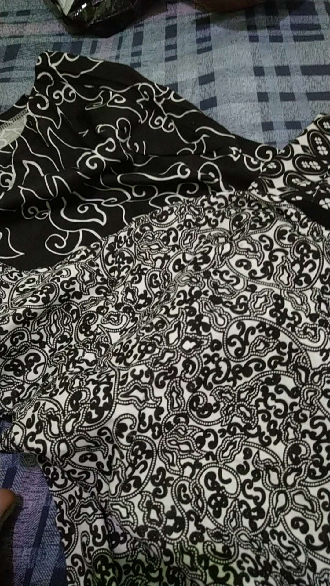 Kaos Batik Kaos Jogja Kaos Katun Kaos Polos Kaos Cinderamata Kaos Oleholehjogja Kaos Seragam