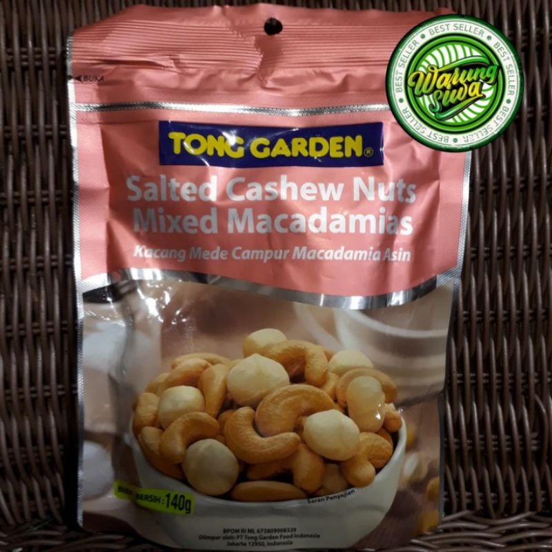 

Tong garden salted cashew nuts mixed macadamias 140 gram