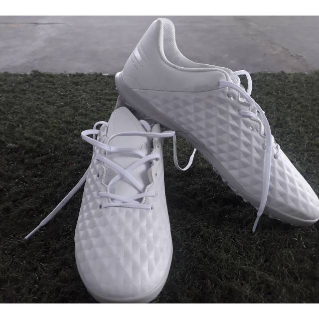 Nike tiempo