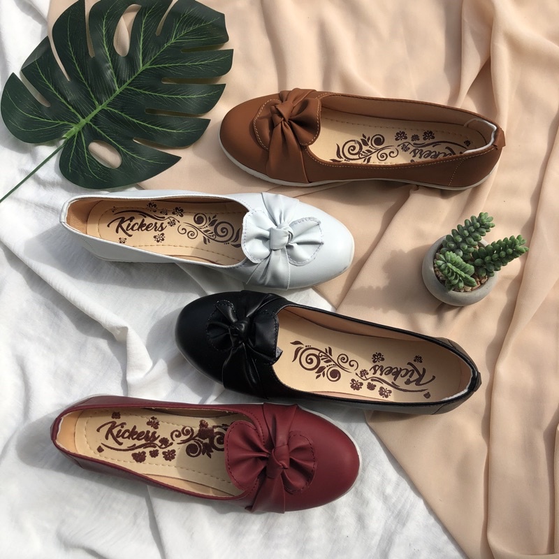 SEPATU BUNGA 3 BALLET  kulit sintetis cewek termurah terlaris SEPATU BALET WANITA BUNGA ROSE Flat Shoes Teplek Wanita Korea  Sepatu Slip On Wanita Flat Wanita Baru Cantik Empuk Sekolah Kantor Casual
