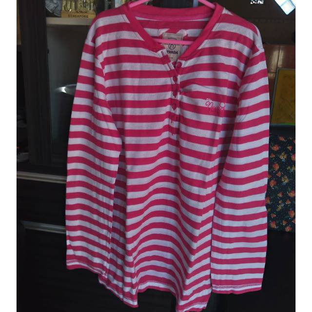 Kaos nevada brand matahari