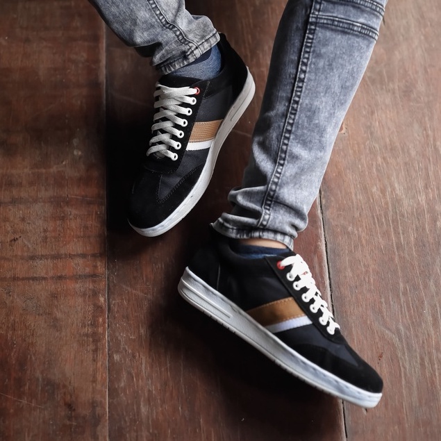 WILSON BLACK |ManNeedMe x ARF| Sepatu Sneakers Pria Casual Canvas Shoes ORIGINAL