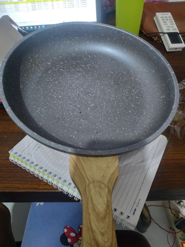 Penggorengan Marble Anti Lengket Sunhouse Shg1126mmb 26cm