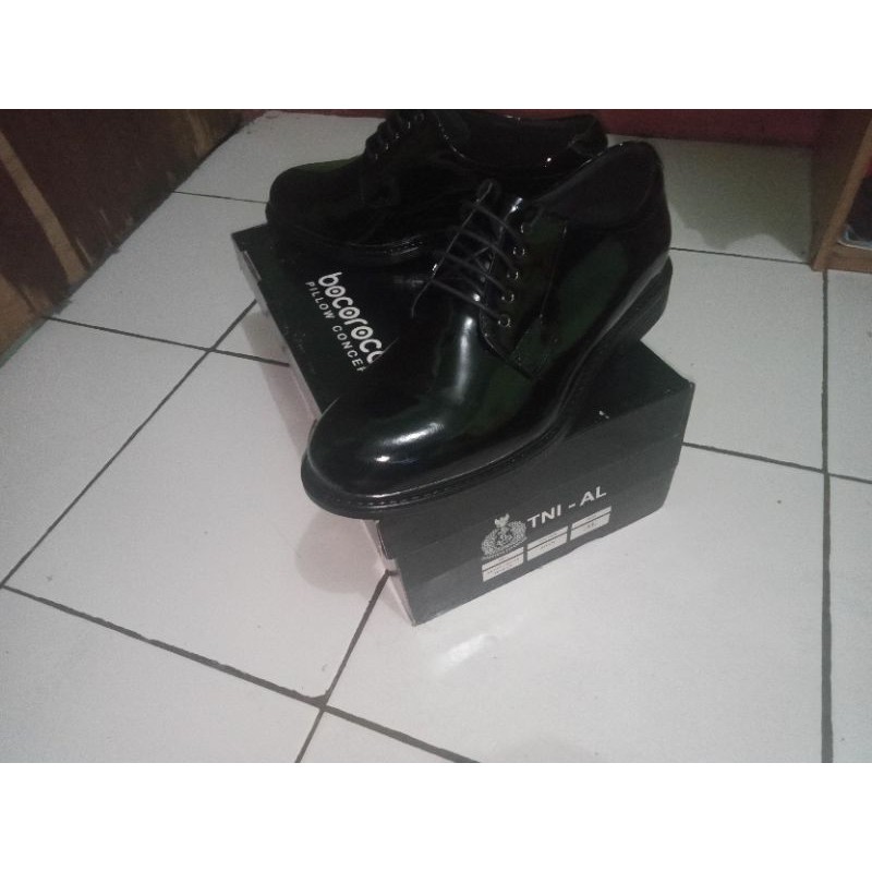 SEPATU PDH TNI-AL