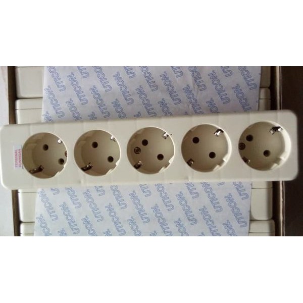 Stop Kontak 5 Lubang Uticon ST-158 ORIGINAL ( ST158 ST 158 )