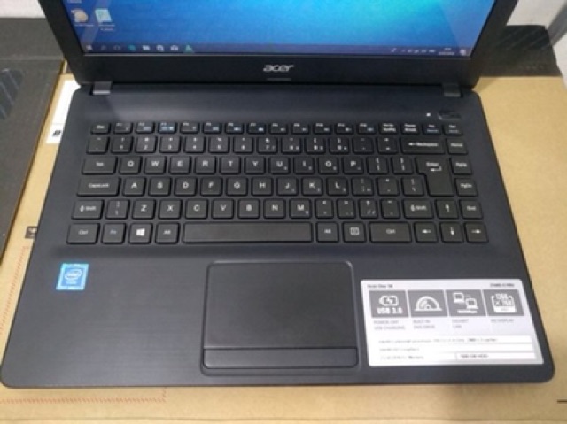 Laptop Acer Z1401 / Z1402 intel celeron 14in