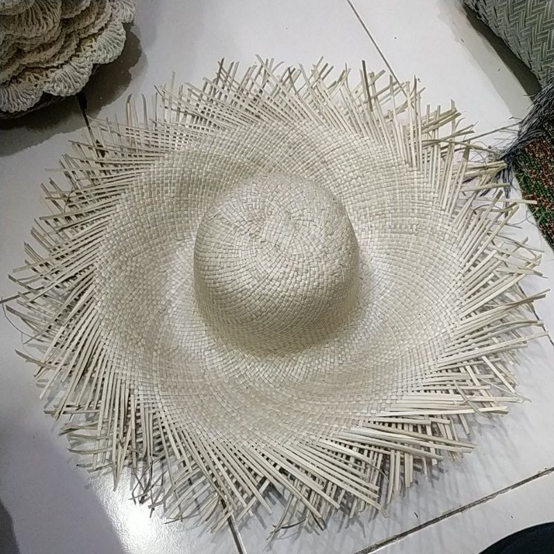 Topi Pantai Mendong , Topi Pantai , Topi
