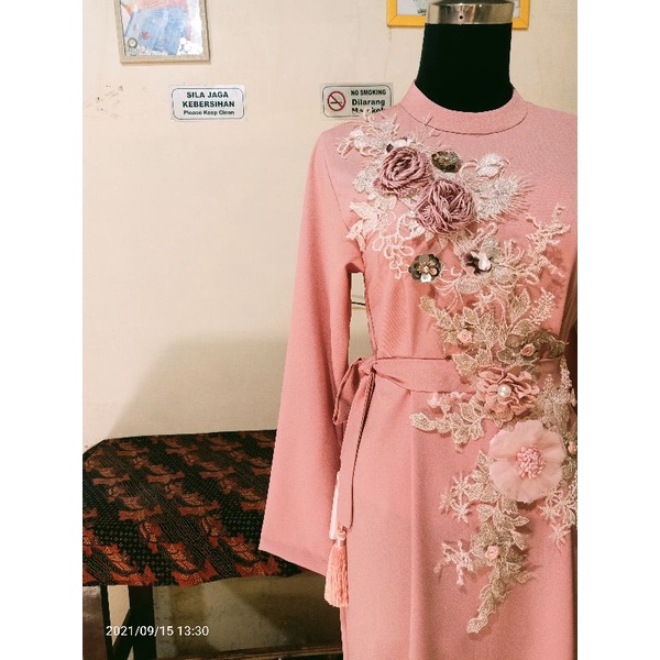 dress Anisa