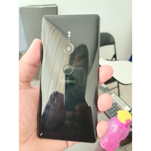 xperia xz2 minus