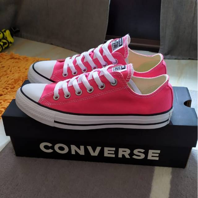 Sepatu Pria Sepatu Wanita Converse Classic All Star Pink Warna Fuchsia Original
