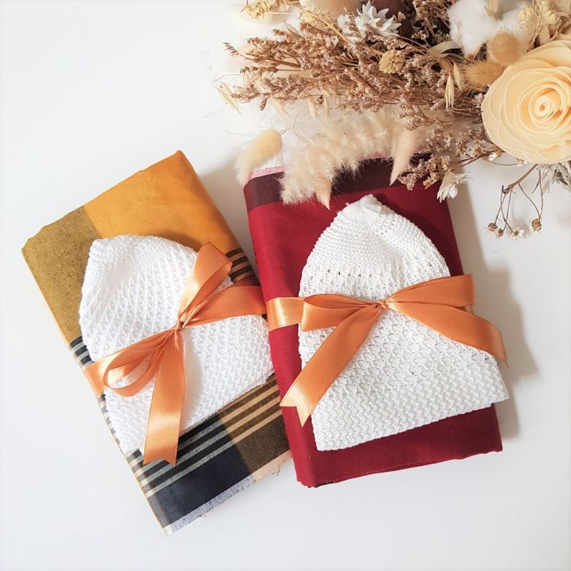 Paket Sarung dan Peci Rajut Putih / sarung murah / sarung dewasa / oleh oleh souvenir haji / tahlil 