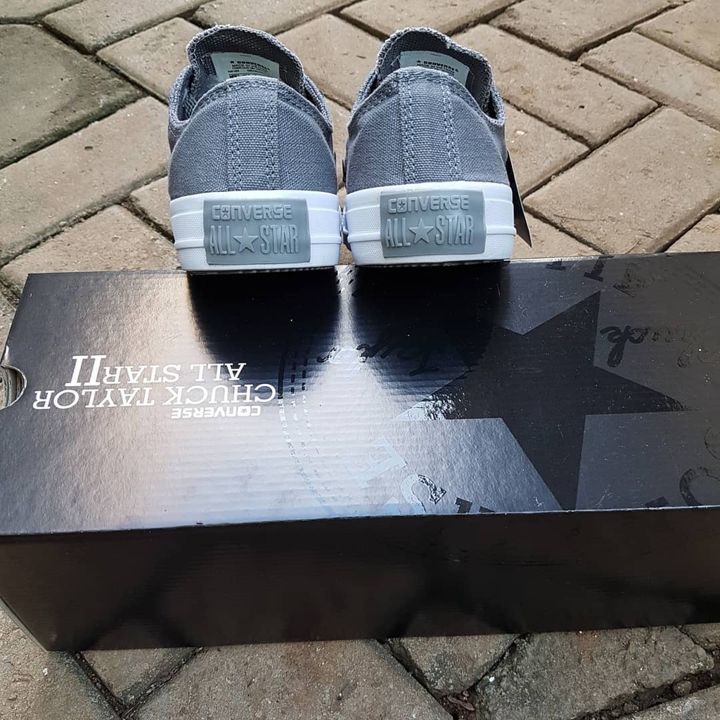 Sepatu converse UNDEFEATED pendek ABU-1