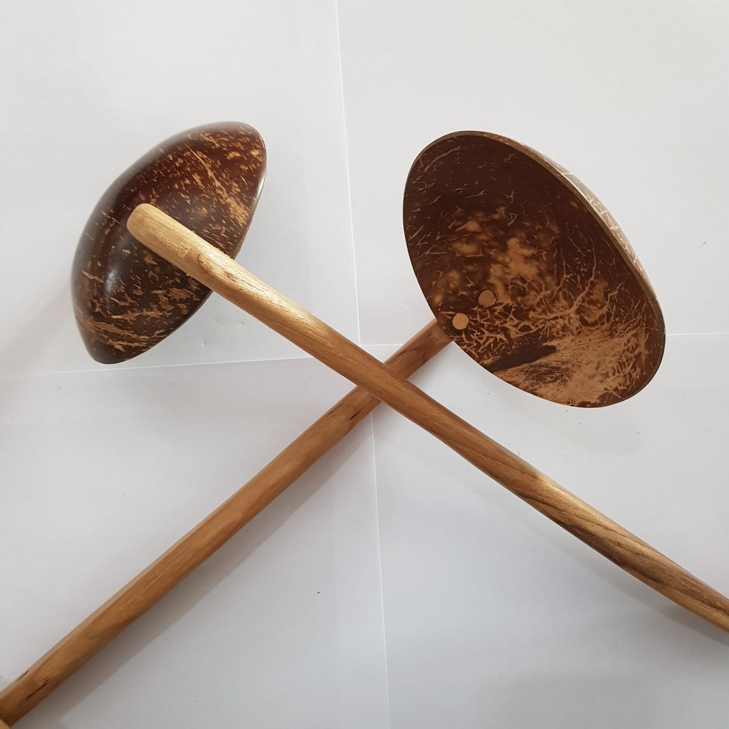 Irus Batok Kelapa/Centong Sayur Batok Kelapa Gagang Kayu