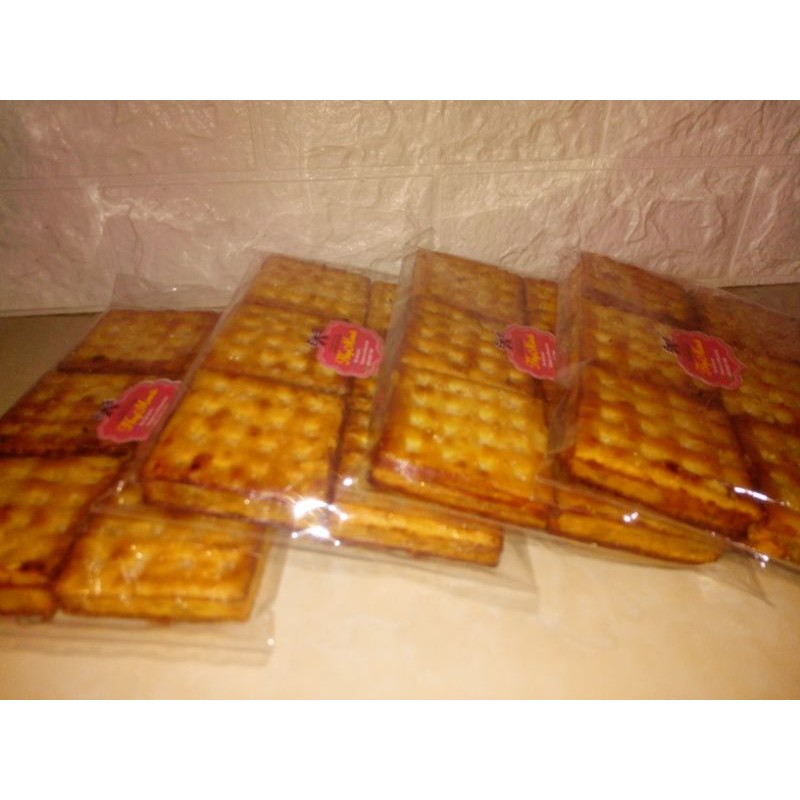 

KUE GABIN ISI 6 KUE TAPE JADUL ENAK DAN MANIS