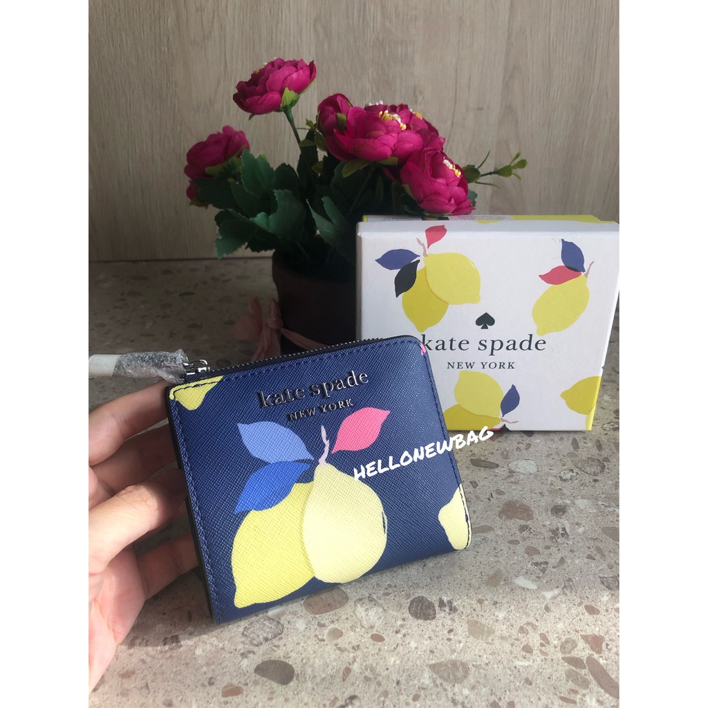 Dompet Kate spade original-Kate spade small boxed l-zip bifold wallet in lemon zest multi