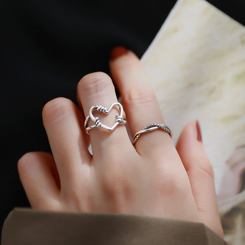 Fashion Simple  Hollowed-out Heart Rings / Silver Color Adjustable Open Rings  / Ladies Smooth Fine Thin  Finger Ring