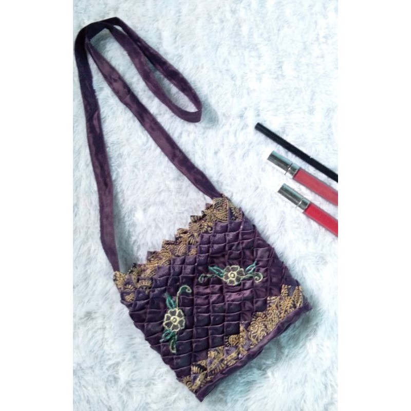 Tas Kain Selempang Cantik