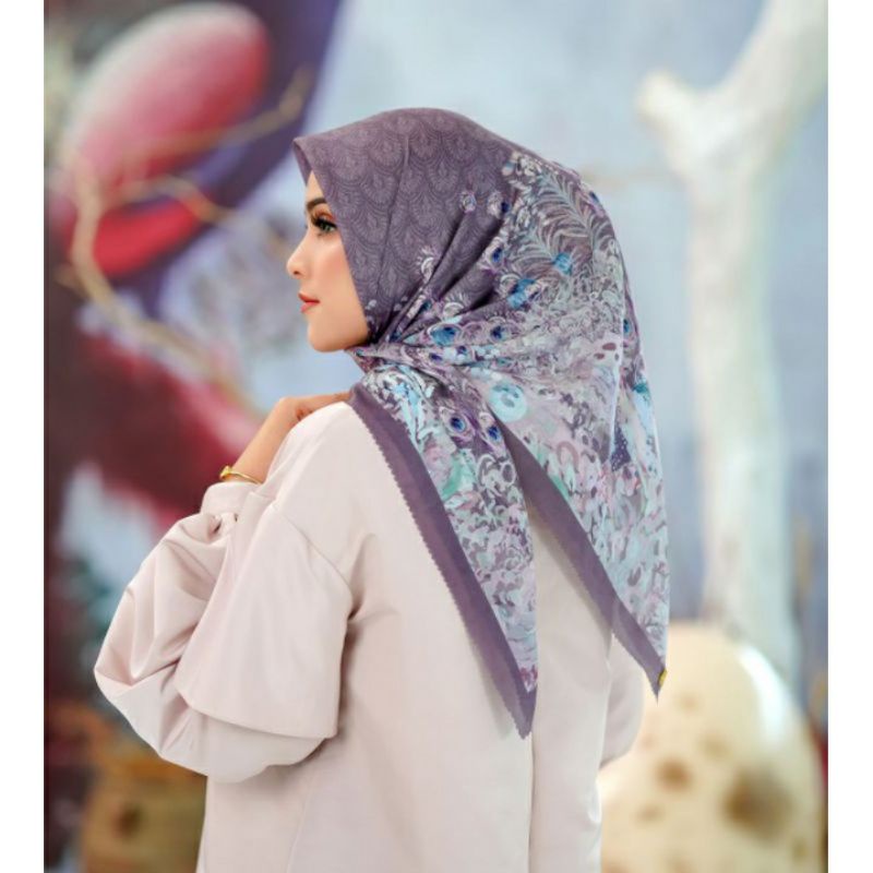 Buttonscarves Ederra Viola