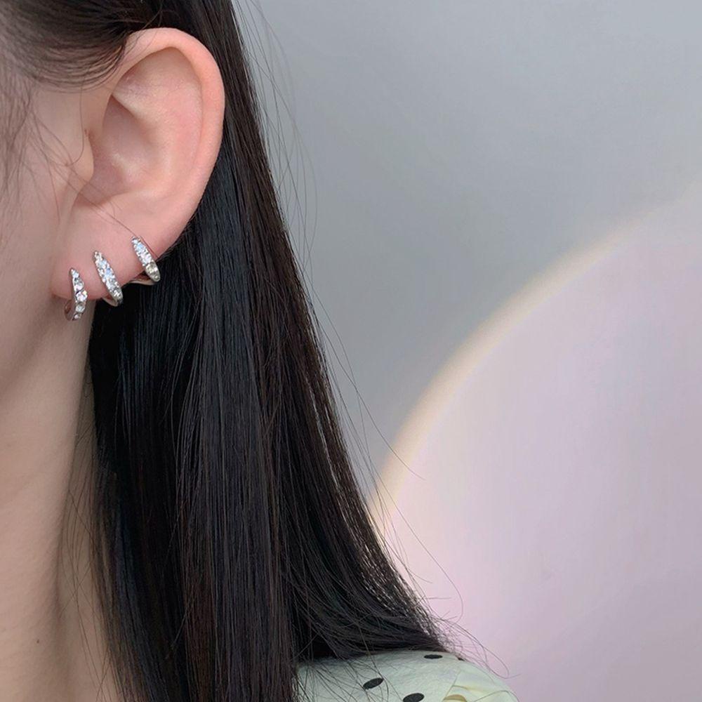 Needway Cakar Anting Pejantan Kepribadian Retro Unik Tiga Lapisan Emas Busur Logam Zirkon Gaya Korea Earrings