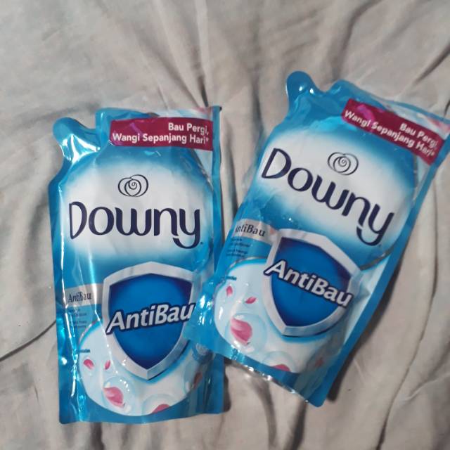 Downy softener pewangi +  pelembut pakaian Anti bau 720ml refill
