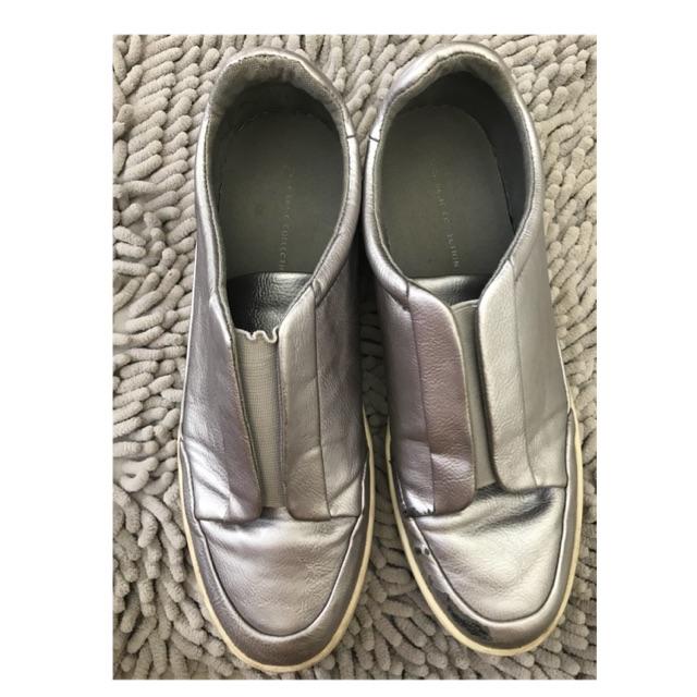 Preloved zara slip on original