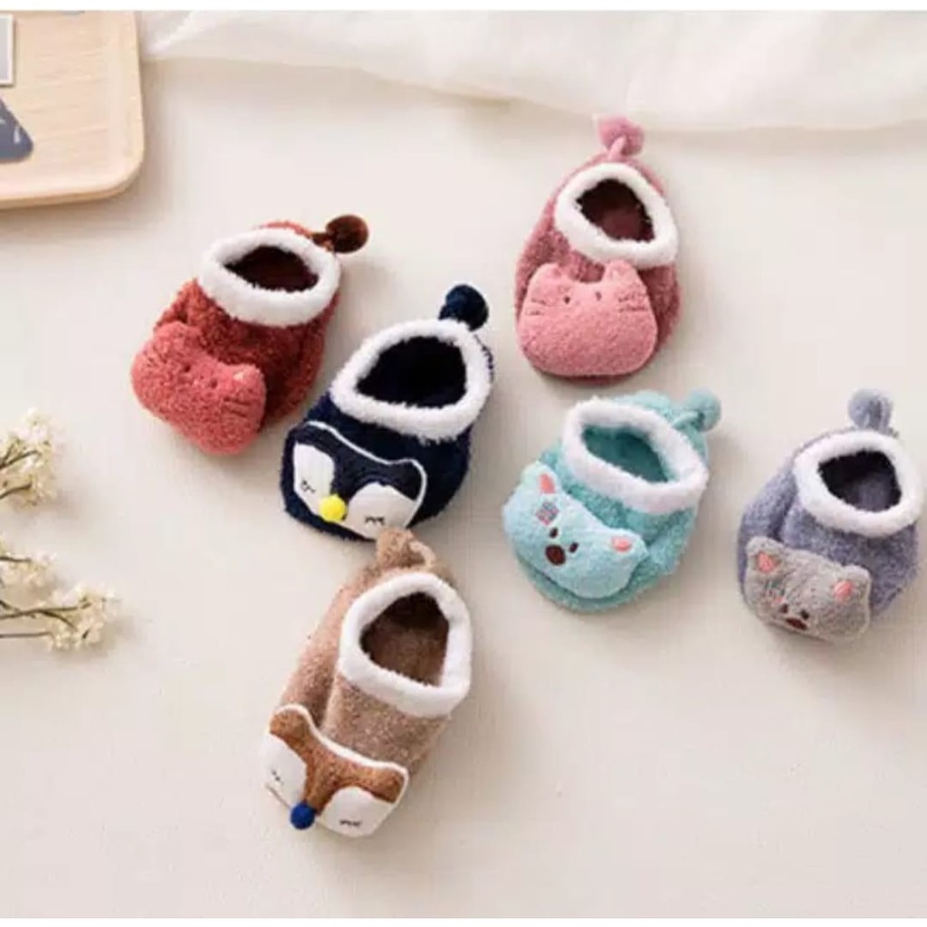 Kaos Kaki Bayi Sepatu Bayi Bahan Bulu Halus Sepatu Bayi Cute Karakter Sepatu Bayi Murah KKS-02