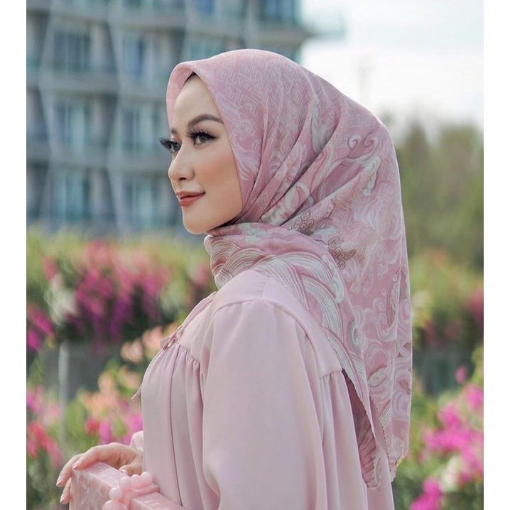 Buttonscarves the wave series by BS x Allyssa Hawadi