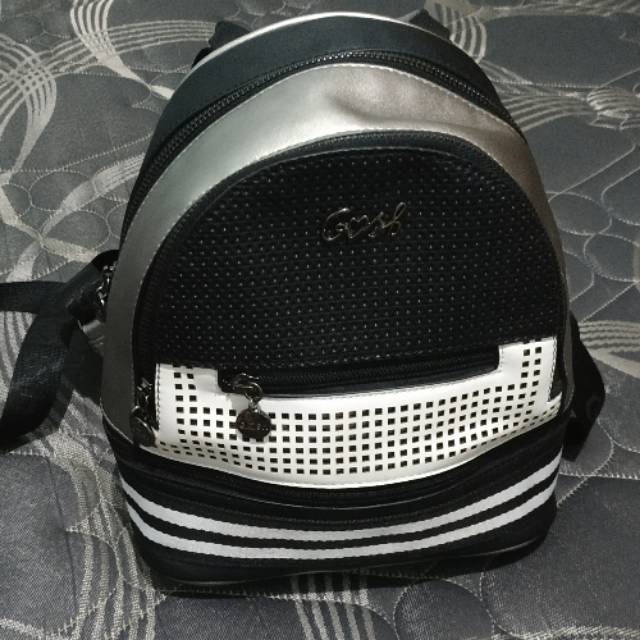 Gosh Ransel Monocrom