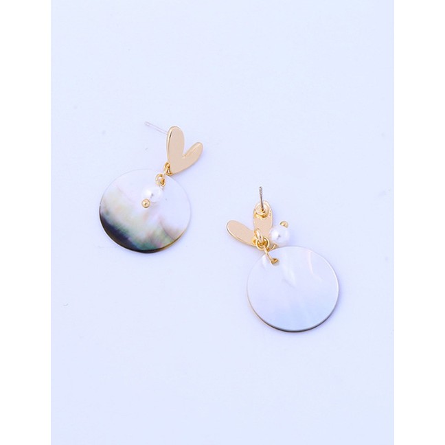 LRC Anting Tusuk Fashion Pearl Shell Earrings S925 Sterling Silver Heart-shaped Shell Pearl Earrings