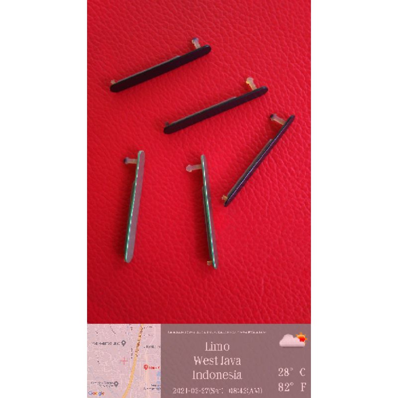 Tutup samping port SIM CARD - MicroSD Compatible Sharp SH04H Xx3 506SH SHV34