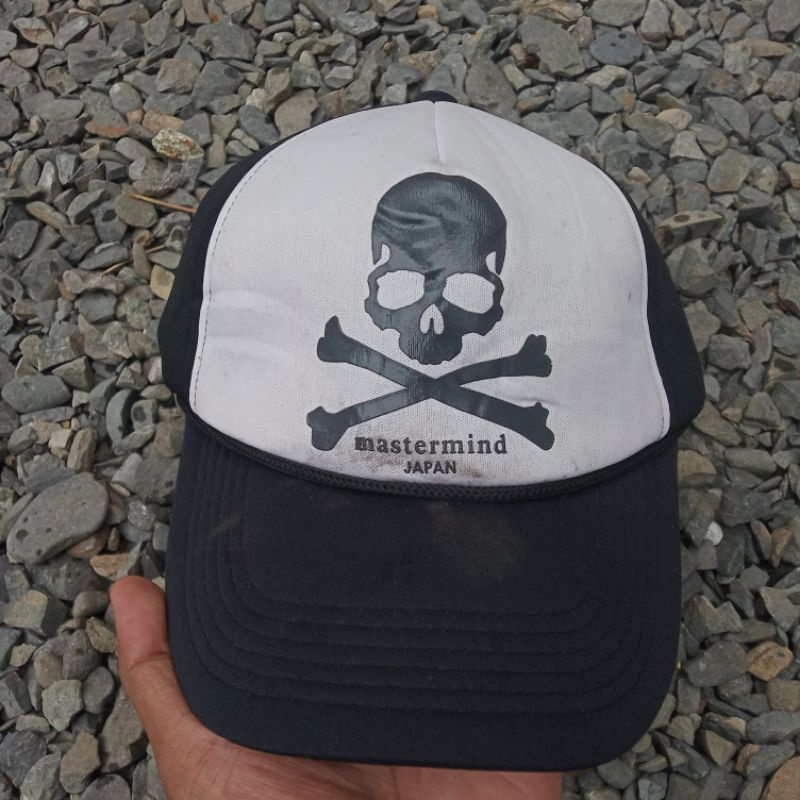 Topi Mastermind Japan Logo Cap