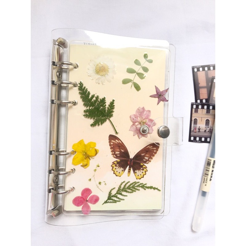 

Handmade Resin Personal Planner / Notebook / Binder / Loose Leaf ukuran A6 - Floral & Butterflies