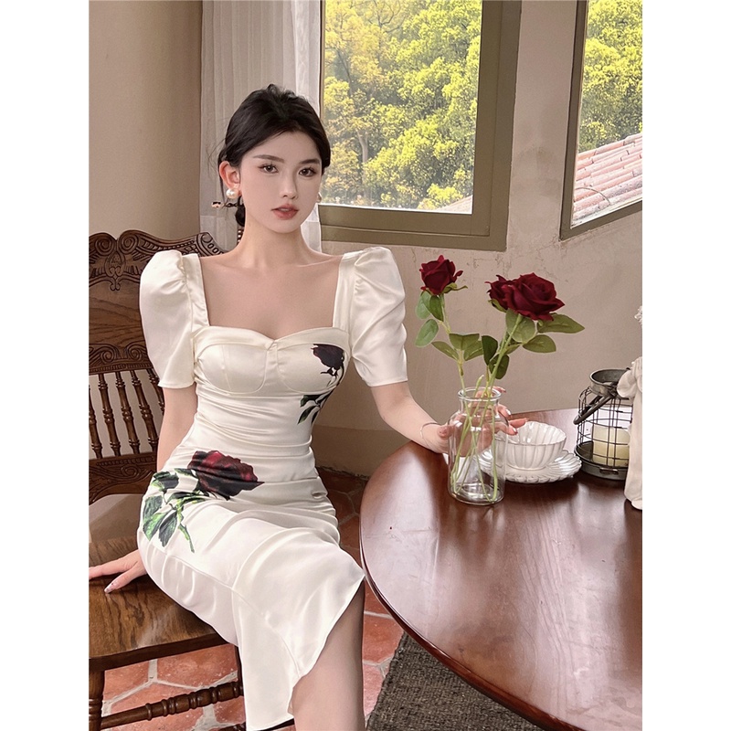 Mini Dress Bahasa Perancis High-End Lengan Pendek Gaun Wanita Musim Panas Leher Persegi Lengan Puff