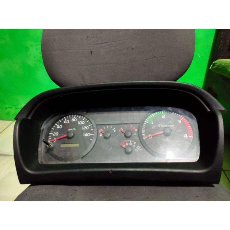 SEPIDO HINO LOHAN 260/235