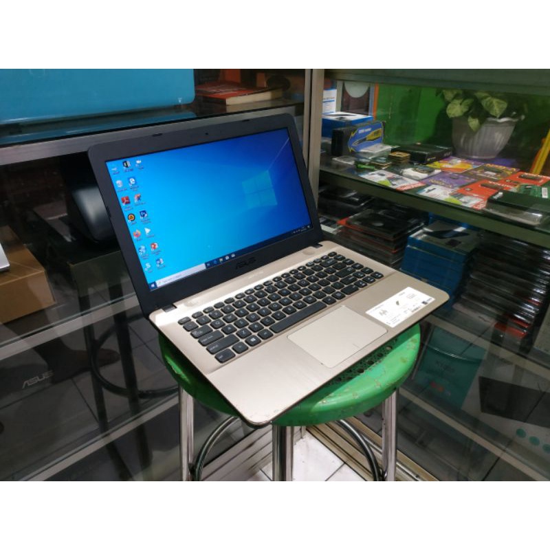 Laptop Asus X441m Ram 4GB 1000GB N4000 Full set