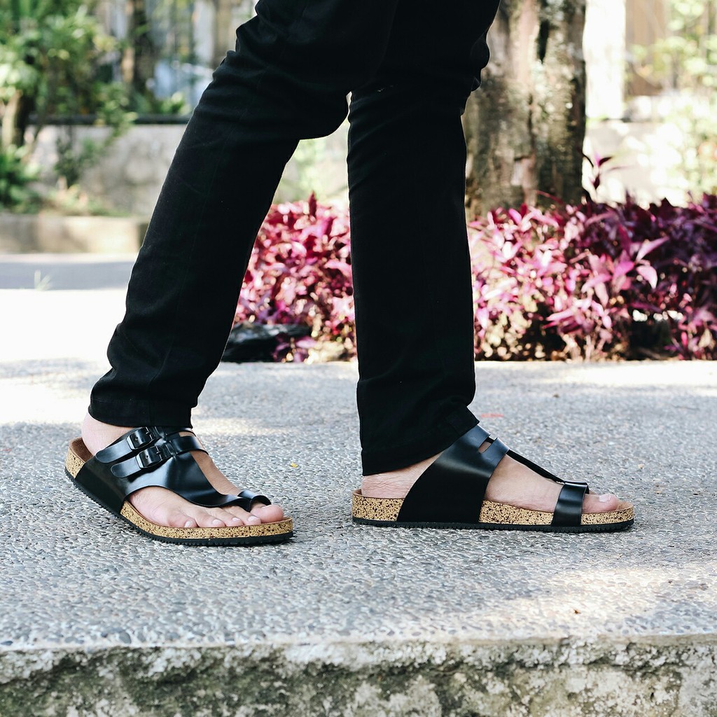 ALFARO BLACK |FORIND x Zensa| Sendal Jepit Tali Kulit Simpel Kayu Pria/Cowok/Men - Sandal - Footwear