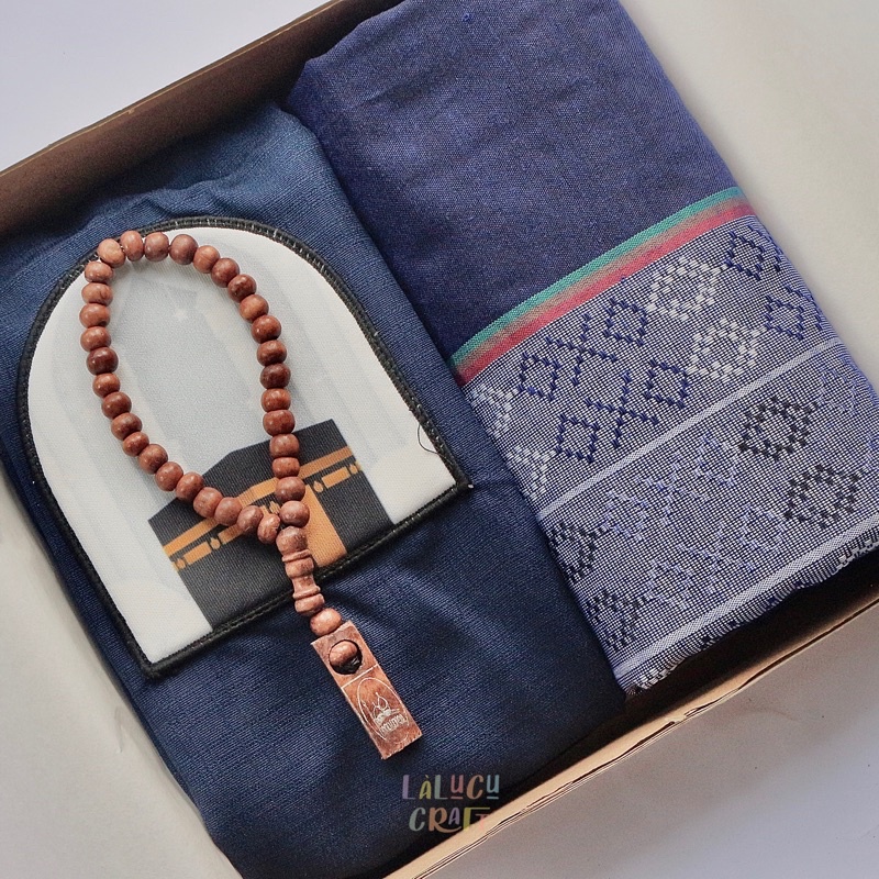 

Kado Ikhwan / Islami / Alat Solat / Ulang Tahun by lalucu.craft