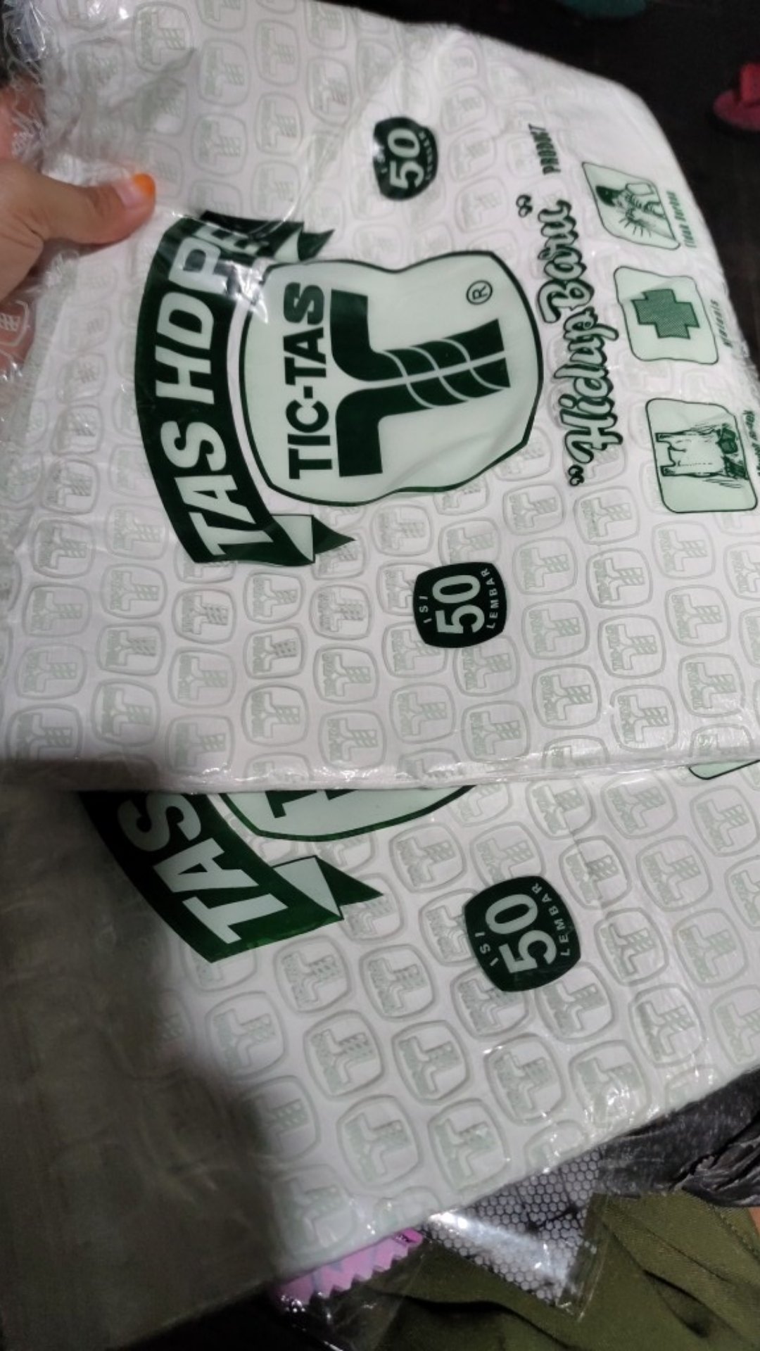 ❤recommended❤ Kantong Kresek Plastik Tictas Uk 28 Putih. Hd Tictas Hijau Uk 28 Cm  Isi 50 Pcs.