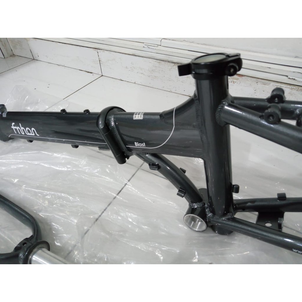 Frame Set &amp; Handle Post HP FNHON BLAST Grey Discbrake 20 inch Db Sepeda Lipat Abu Abu Metalic