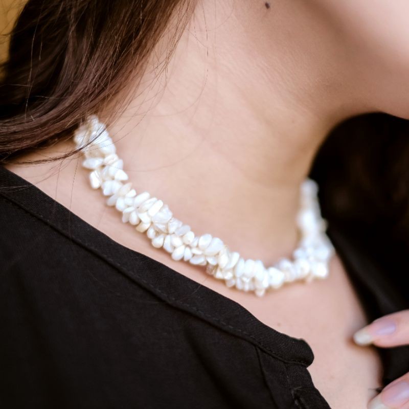 Calla necklace - Crystal choker wanita