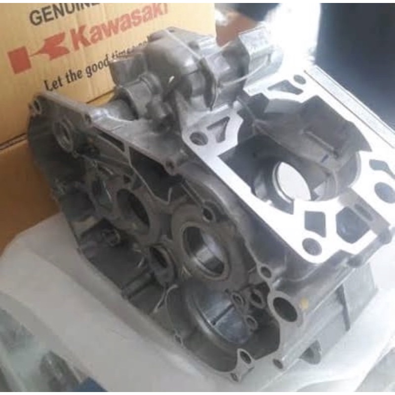 Crankcase Kawasaki Ninja 150RR ZX150 ZX 150 GENUINE PART ORIGINAL
