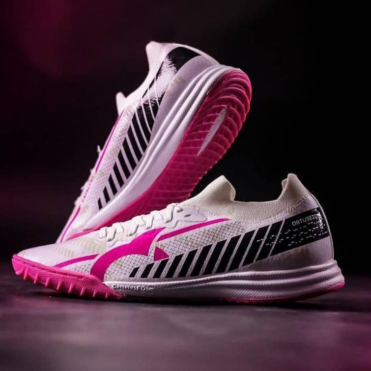 FREE ONGKIR SEPATU FUTSAL ORTUS LIBERTE IN PUTIH PINK IN HITAM MERAH SILVER CATALYSTHERION IN ORTUSE