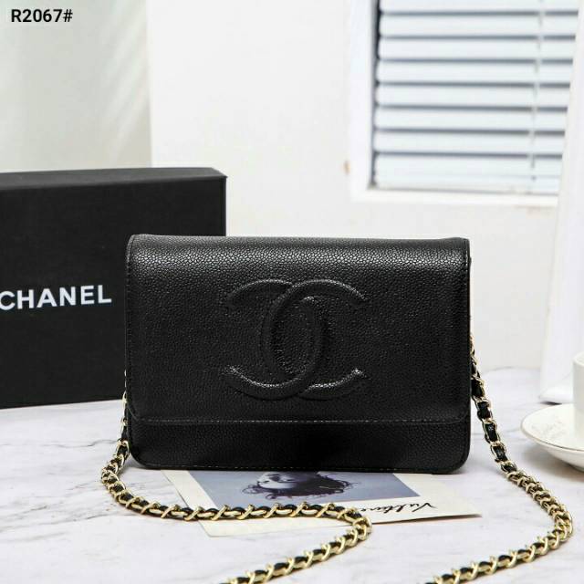 chanel caviar leather bag