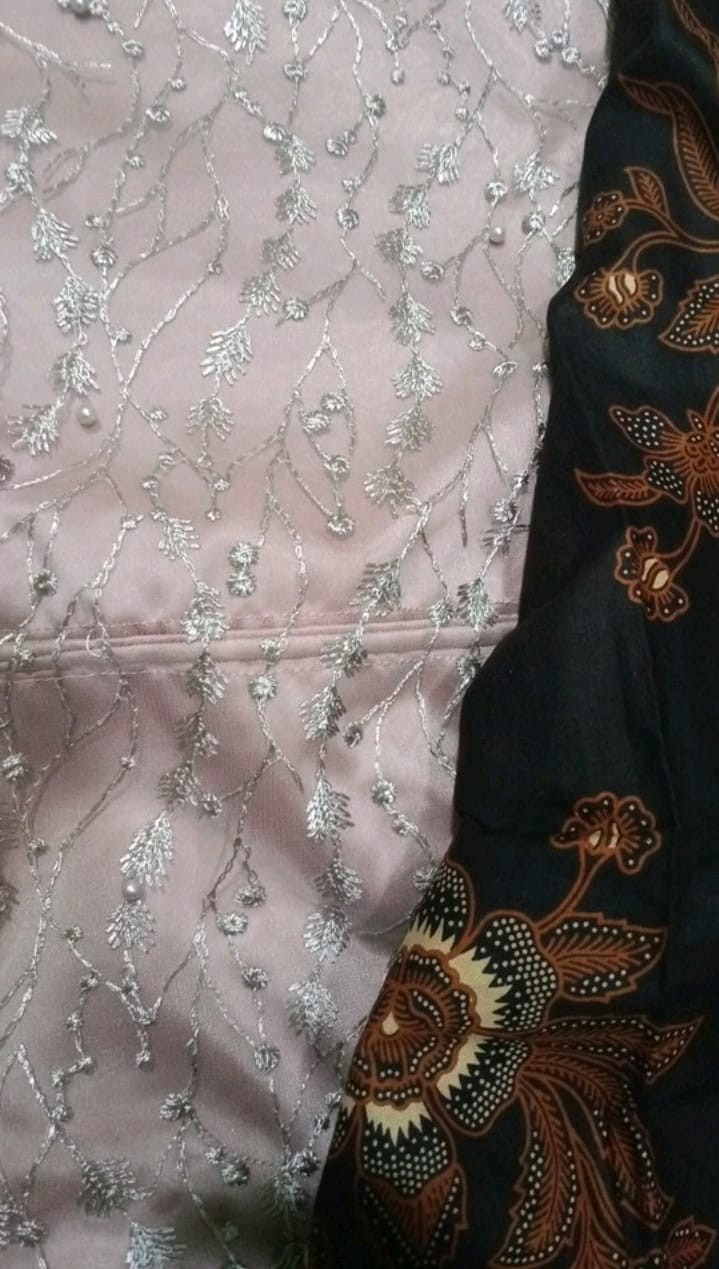 Kemeja Atasan Kebaya Rok Couple Batik Tunangan Lamaran Wisuda