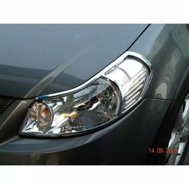 Garnish Lampu Depan Suzuki SX4