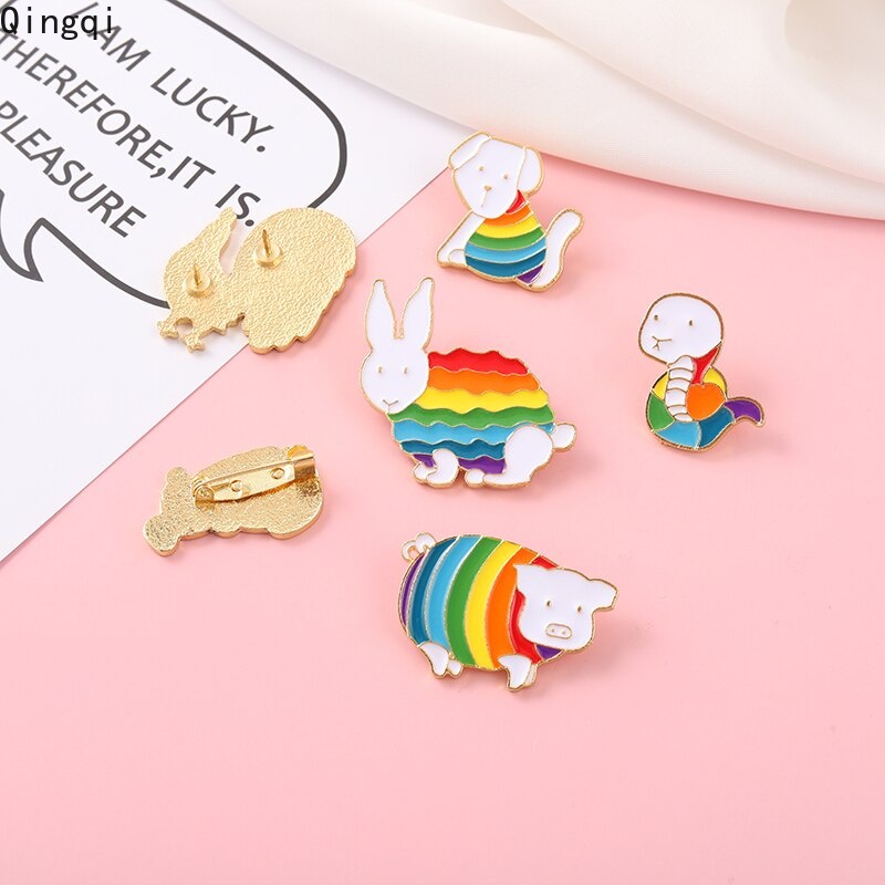 Bros Pin Enamel Desain Kartun Hewan Ayam Ular Babi Pelangi Untuk Hadiah Anak