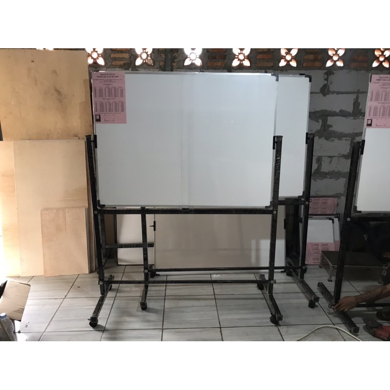 

Whiteboard Standy 60X80 magnetik two face