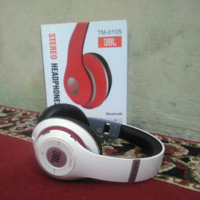 JBL M 10 Wireless Bluetooth Headphones