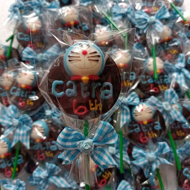 

(min 10pcs) souvenir ultah coklat karakter upin ipin doraemon sweet corner bazar dessert table
