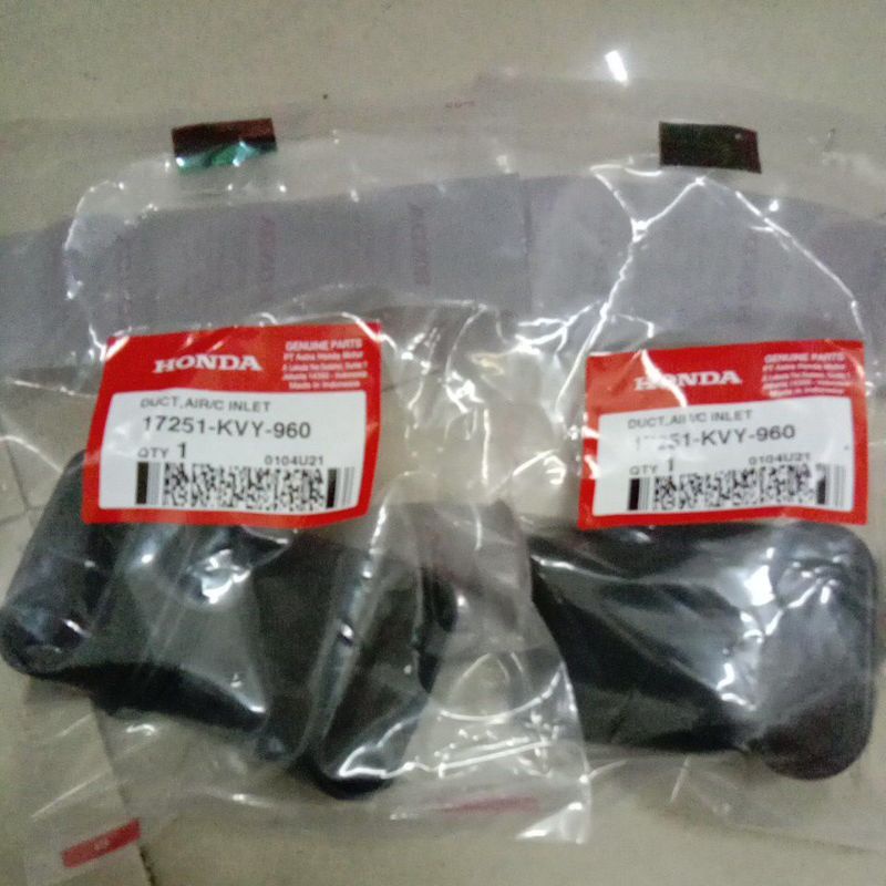 DUCT AIR/C INLET. 17251KVY960